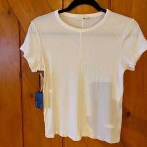 Wilfred Free / Aritzia / tshirt